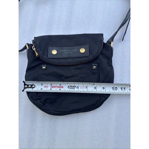 Marc By Marc Jacobs Black Nylon Crossbody Bag 9"x10" Gold Hardware - Picture 10 of 11